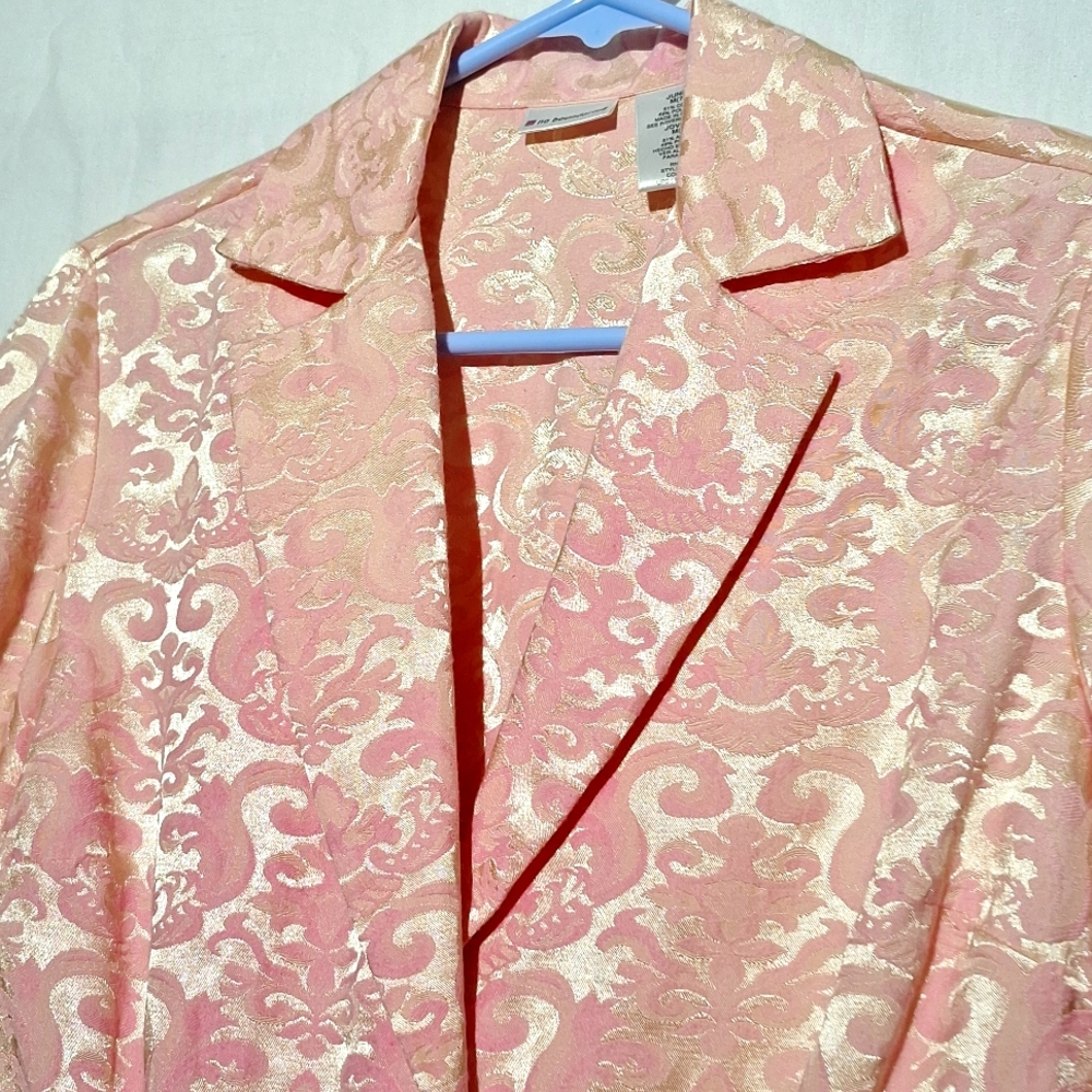 3/$20--Vintage Pink Brocade Jacket, Cropped, No Boundaries, Sz 7 Juniors, NWOT - Picture 2 of 13